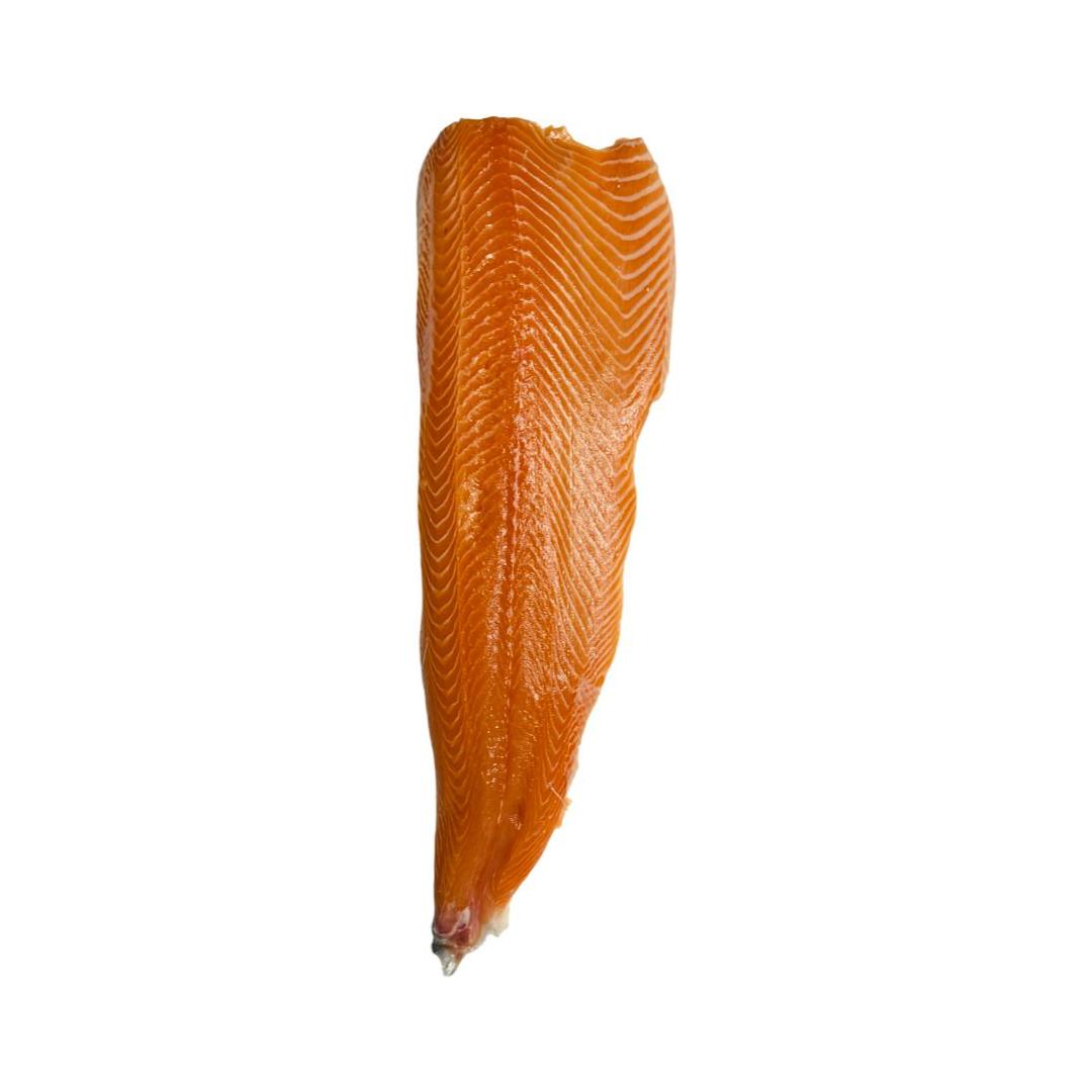 FÆRØSK laksefilet, STORE Ca. 1,9 kg (hel side) 🇫🇴