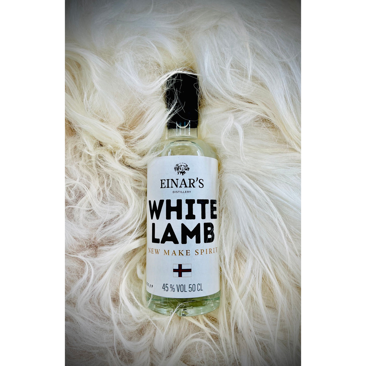 EINAR’S White Lamb 50 cl / 45 %