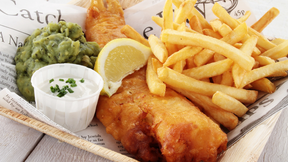 Sprøde Fish 'n Chips med ICEFOOD Kullerfiletter