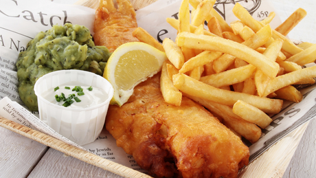 Sprøde Fish 'n Chips med ICEFOOD Kullerfiletter