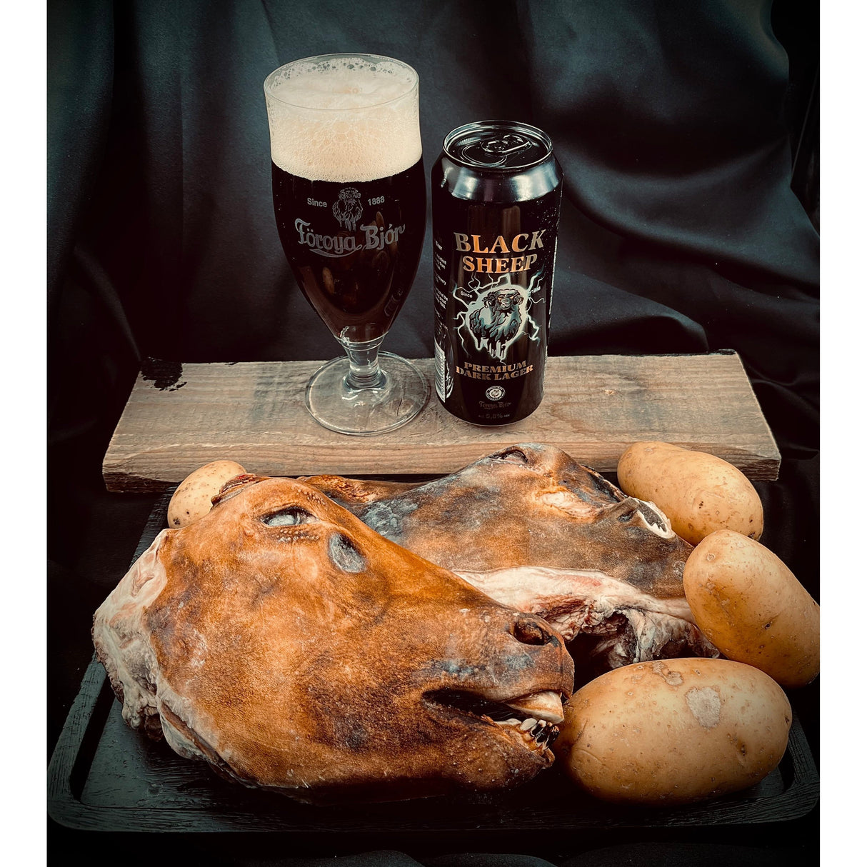 Svedet fårehoved ca. 1,4 kg